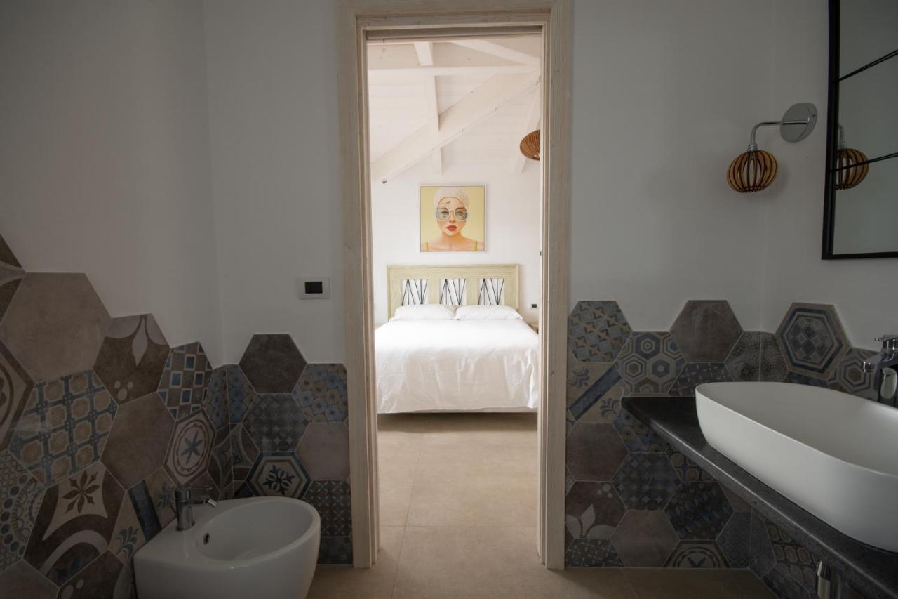 Enaja - Luxury Retreat Aparthotel Budoni Eksteriør bilde