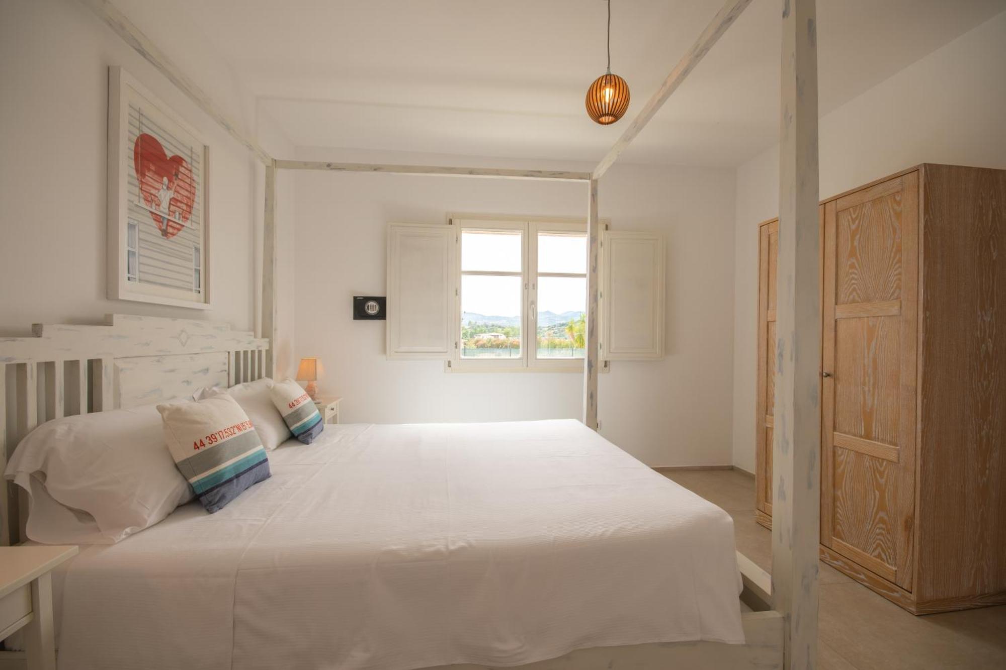 Enaja - Luxury Retreat Aparthotel Budoni Eksteriør bilde